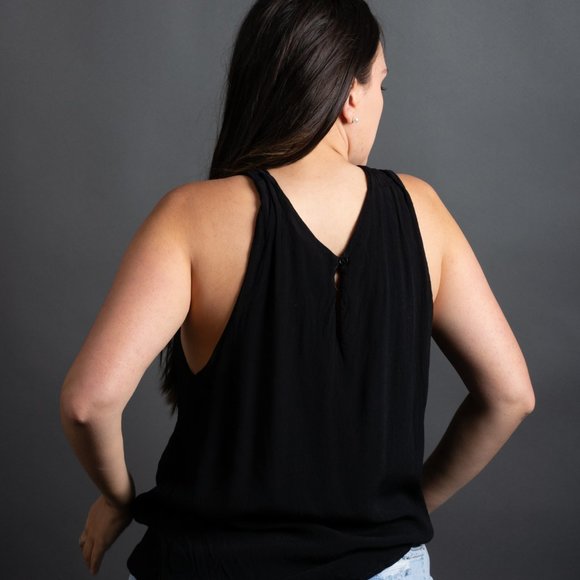 Black Halter Top by Chelsea28 - Picture 5 of 9